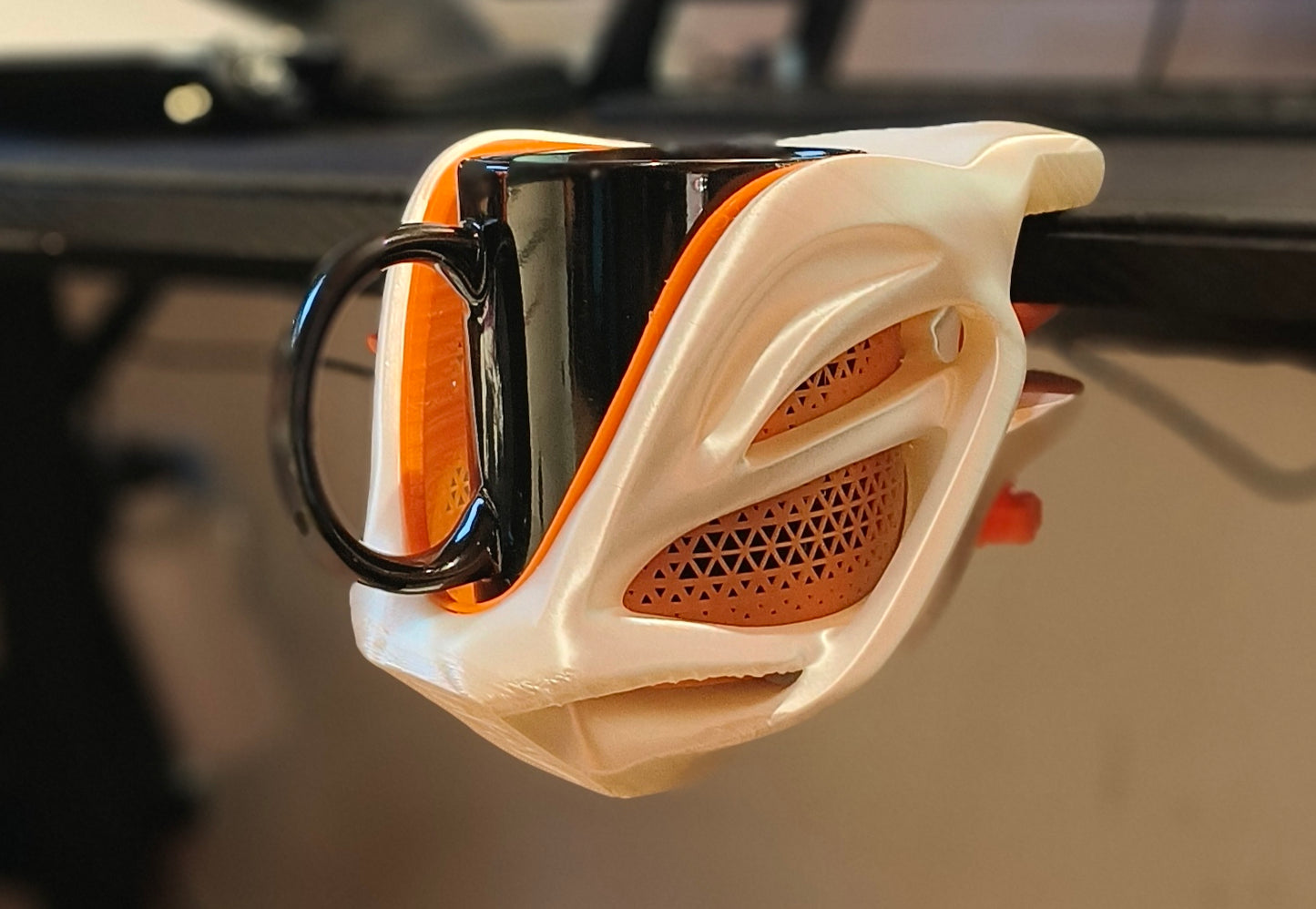 Desk Mug Holder (Adjustable)