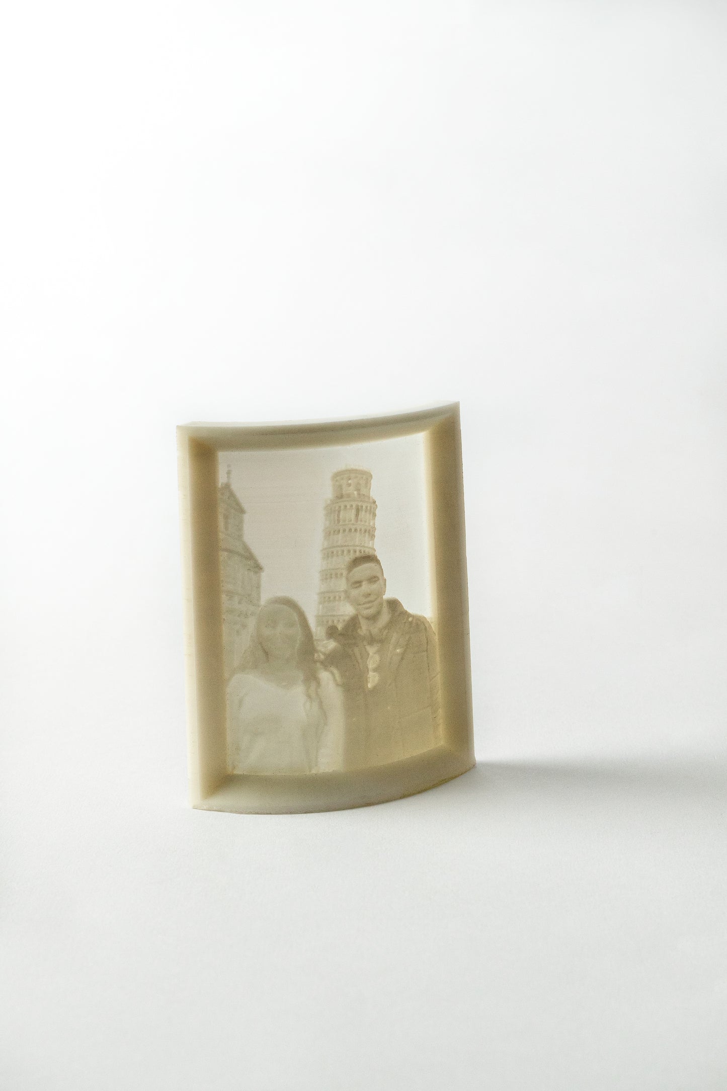 Curved Light-Up Photo