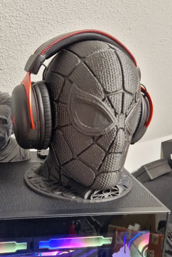 Headphone Stand - Spiderman by SolidForms ( )