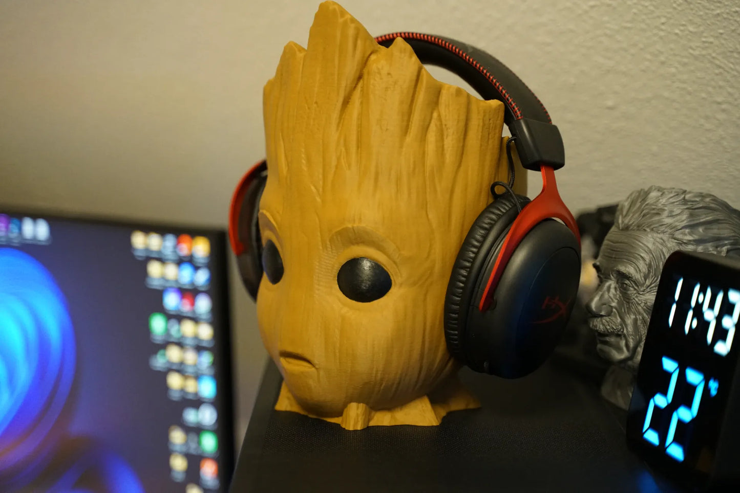 Headphone Stand - Baby Groot